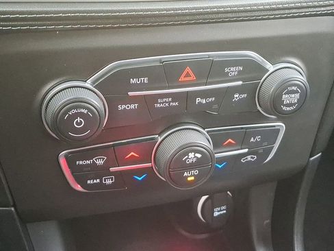 Used 2022 Dodge Charger R/T w/ Daytona Edition Group image 16