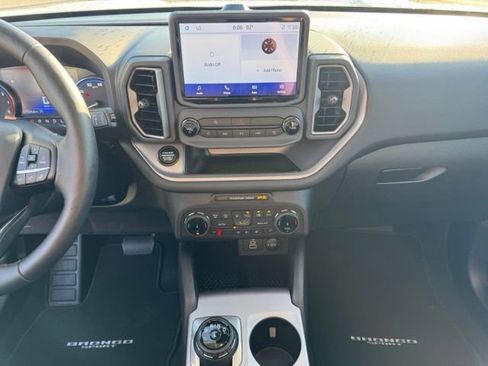 Used 2023 Ford Bronco Sport Outer Banks AWD/4WD image 18