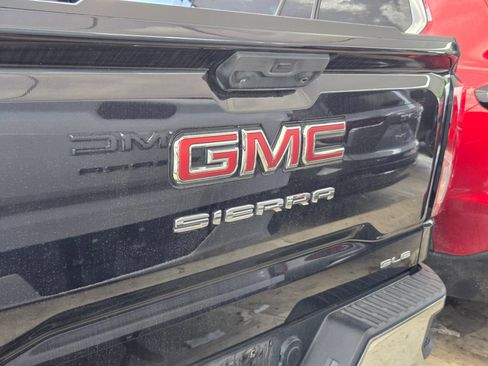 Certified 2023 GMC Sierra 1500 SLE RWD image 7
