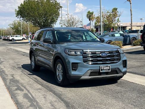 New 2026 Ford Explorer Active RWD image 10