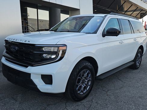 Used 2025 Ford Expedition Max Active image 8