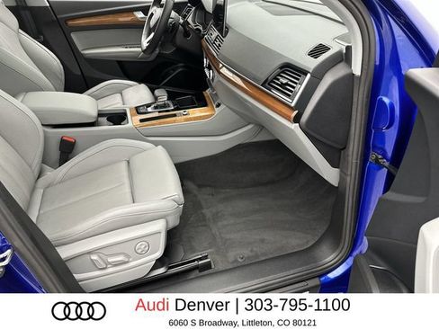 Certified 2024 Audi Q5 e Premium Plus w/ Premium Plus Package AWD/4WD image 25