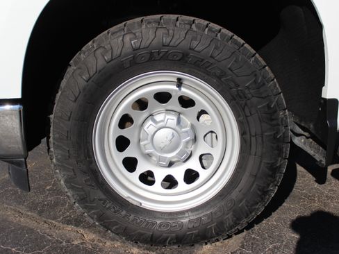 Used 2023 Chevrolet Silverado 1500 W/T w/ WT Value Package image 14