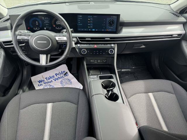 Used 2026 Hyundai Sonata SEL FWD image 12