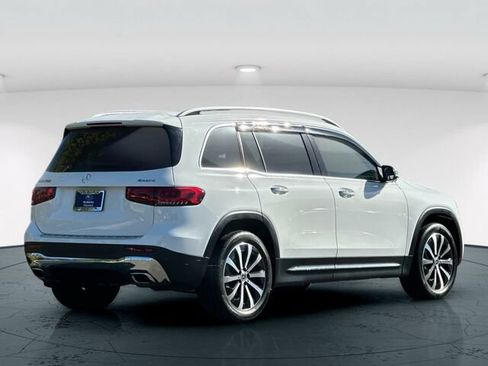 Used 2021 Mercedes-Benz GLB 250 4MATIC image 6