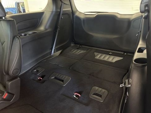 New 2026 Chrysler Pacifica Select AWD/4WD image 21