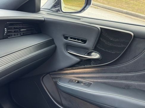 Certified 2023 Lexus LS 500 image 37