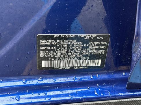 Used 2025 Subaru Crosstrek 2.0i Premium image 32