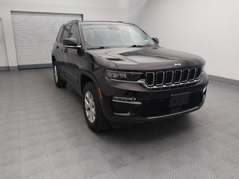Used 2023 Jeep Grand Cherokee Limited AWD/4WD image 14