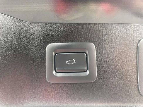 Certified 2025 MAZDA CX-5 AWD 2.5 S w/ Preferred Package image 7