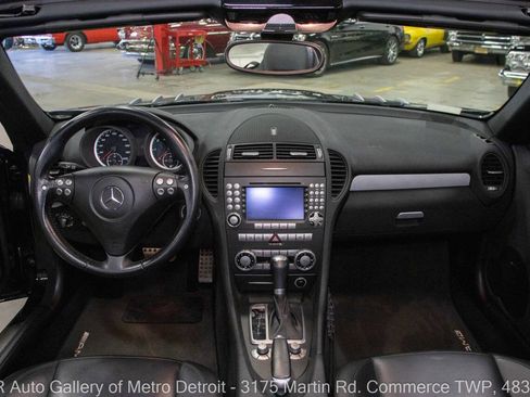 Used 2005 Mercedes-Benz SLK 55 AMG image 17