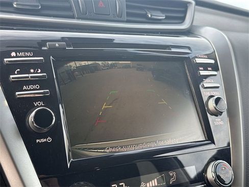 Certified 2021 Nissan Murano S image 17