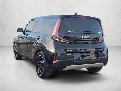 Used 2023 Kia Soul EX image 7