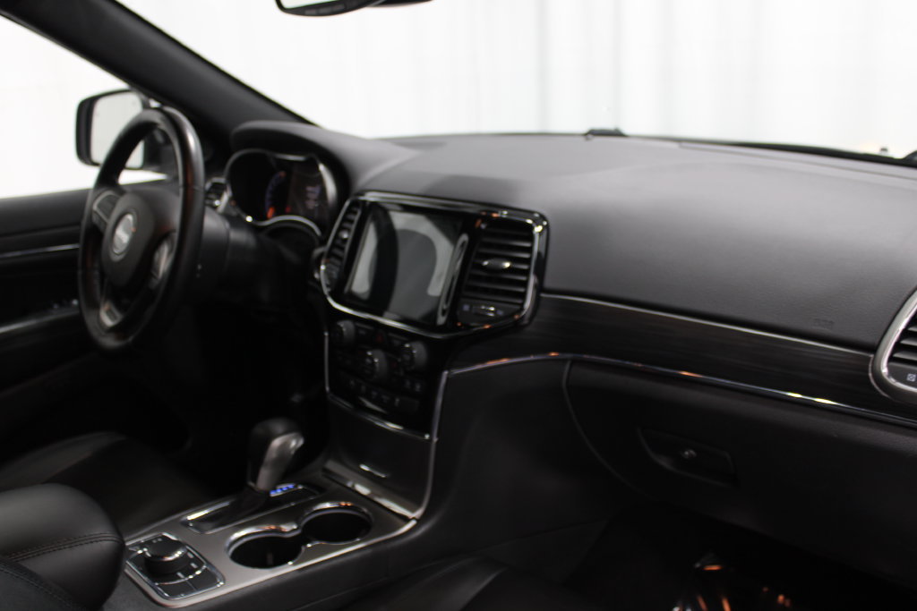 Used 2019 Jeep Grand Cherokee Limited AWD/4WD image 25