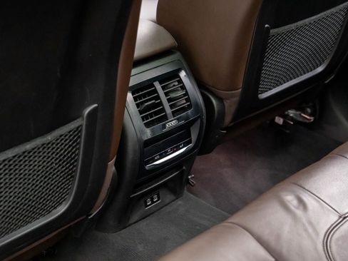 Used 2023 BMW X3 M40i w/ Premium Package image 18