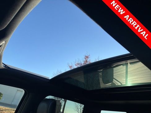 Used 2016 Ford F150 Platinum w/ Equipment Group 701A Luxury image 15