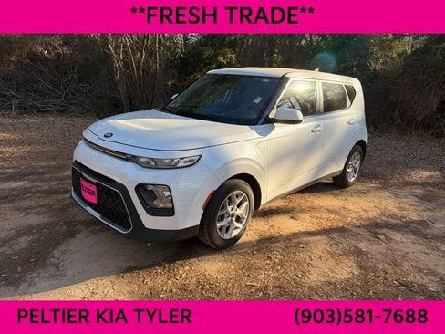 Certified 2020 Kia Soul S image 3