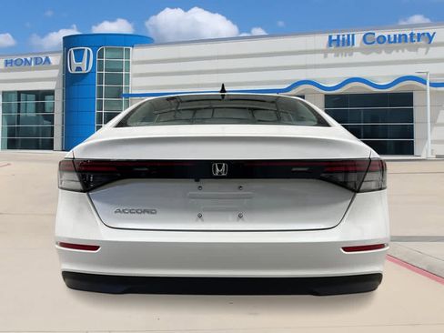 New 2026 Honda Accord SE image 4