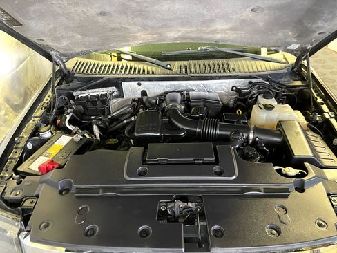 Used 2014 Ford Expedition Limited w/ Equipment Group 301A image 29