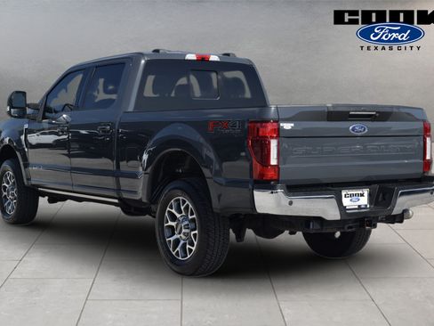 Used 2021 Ford F250 Lariat w/ Lariat Ultimate Package AWD/4WD image 4