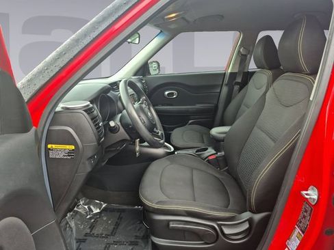 Used 2014 Kia Soul + w/ UVO w/Eservices Package FWD image 10