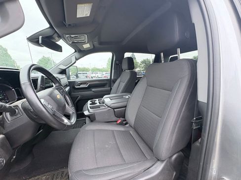 Used 2025 Chevrolet Silverado 3500 LT w/ Safety Package AWD/4WD image 6