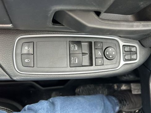 New 2024 RAM 3500 Tradesman w/ Chrome Appearance Group image 28