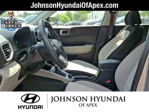 Certified 2026 Hyundai Venue SEL FWD image 13