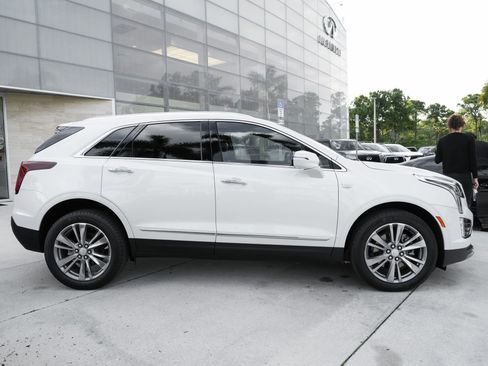 Used 2025 Cadillac XT5 Premium Luxury AWD/4WD image 10
