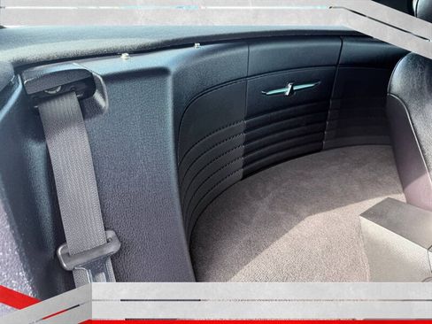 Used 2005 Ford Thunderbird RWD image 8
