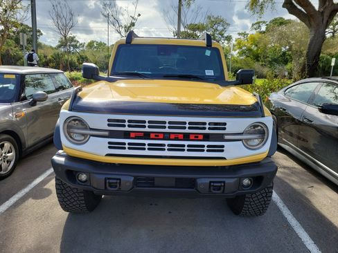 Used 2024 Ford Bronco Heritage Edition image 2