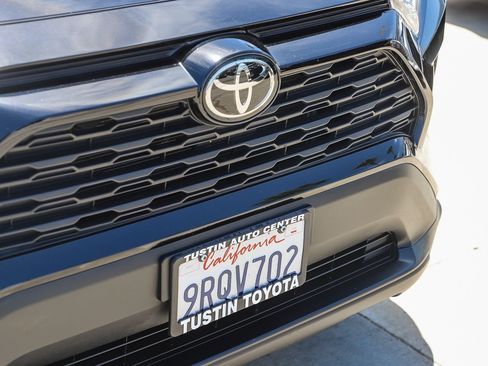 Certified 2025 Toyota RAV4 XLE w/ Convenience Package FWD image 5