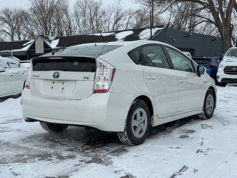 Used 2011 Toyota Prius Two image 2