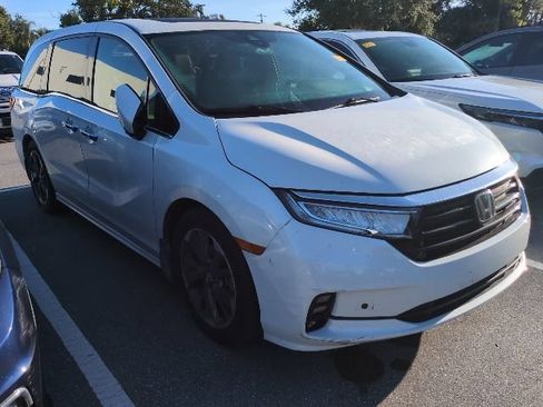 Used 2022 Honda Odyssey Elite image 1