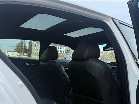 Used 2021 Nissan Maxima SR w/ Sport Mat Group image 13