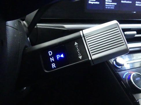 Used 2024 Hyundai Santa Fe SEL image 18