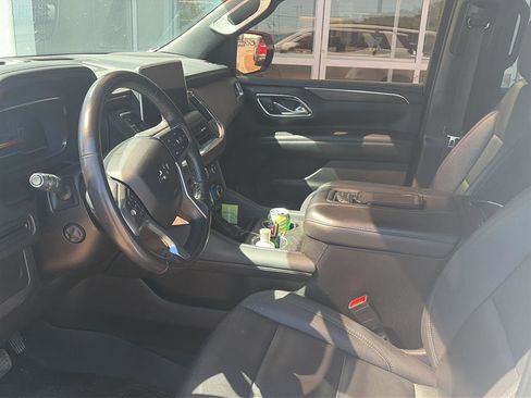 Used 2023 Chevrolet Tahoe Z71 w/ Luxury Package image 13