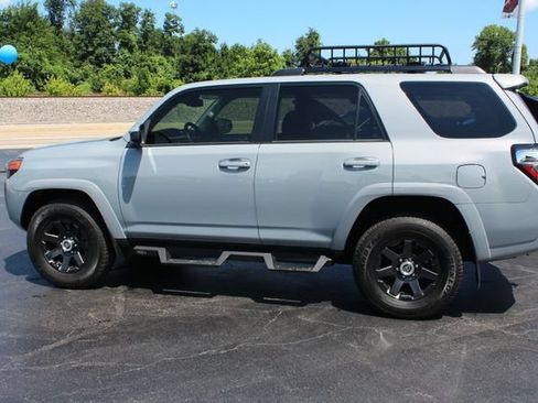 Used 2021 Toyota 4Runner Trail Special Edition AWD/4WD image 5