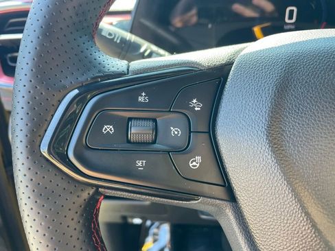 Used 2025 Chevrolet TrailBlazer RS w/ Driver Confidence Package AWD/4WD image 29