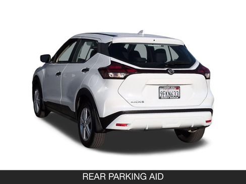 Used 2023 Nissan Kicks S image 8