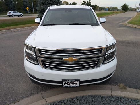 Used 2018 Chevrolet Suburban Premier image 4