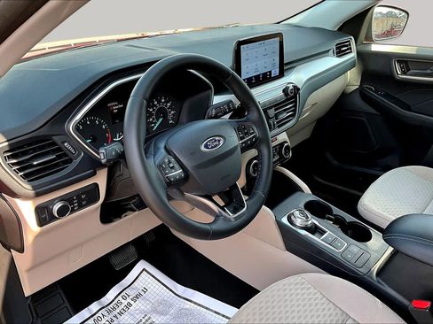Used 2022 Ford Escape SE w/ Convenience Package FWD image 21