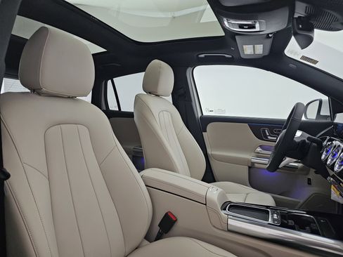 New 2026 Mercedes-Benz GLA 250 4MATIC image 16