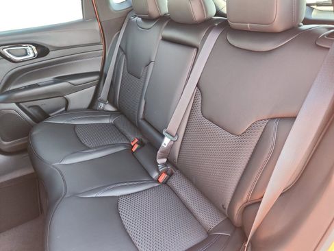 New 2026 Jeep Compass Latitude image 13