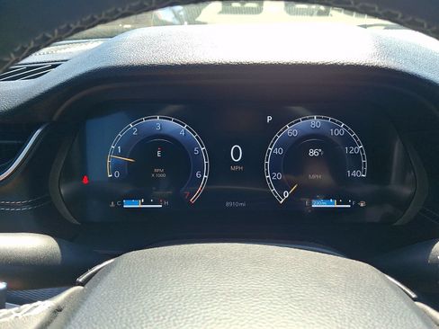 Used 2024 Jeep Grand Cherokee Altitude AWD/4WD image 21