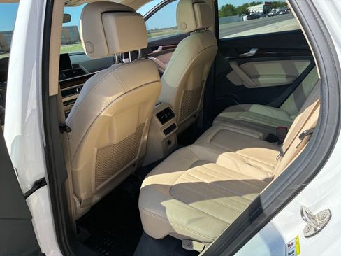 Used 2018 Audi Q5 2.0T Premium Plus w/ Premium Plus Package AWD/4WD image 37