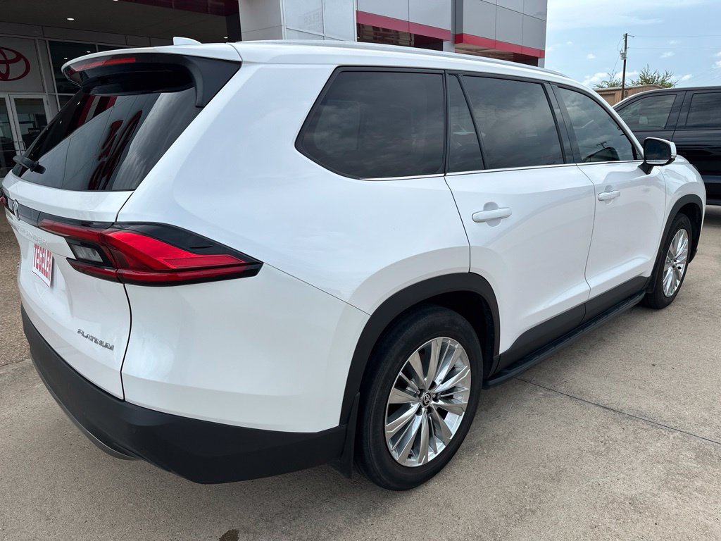 Used 2024 Toyota Grand Highlander AWD image 7