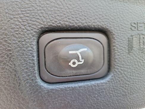 Used 2022 Ford Edge SEL w/ Convenience Package AWD/4WD image 12