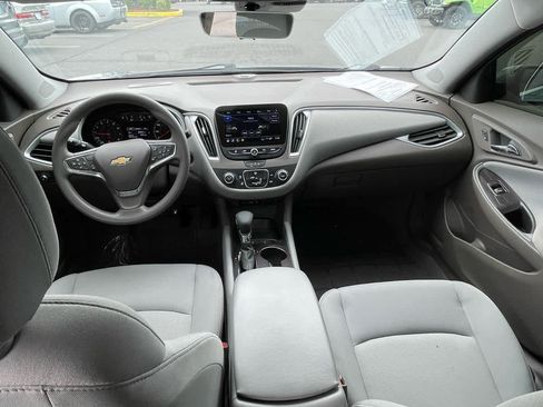 Used 2024 Chevrolet Malibu LS FWD image 13