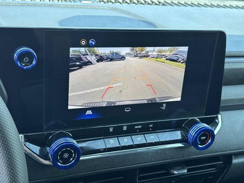Used 2026 Chevrolet Colorado W/T w/ Advanced Trailering Package RWD image 15